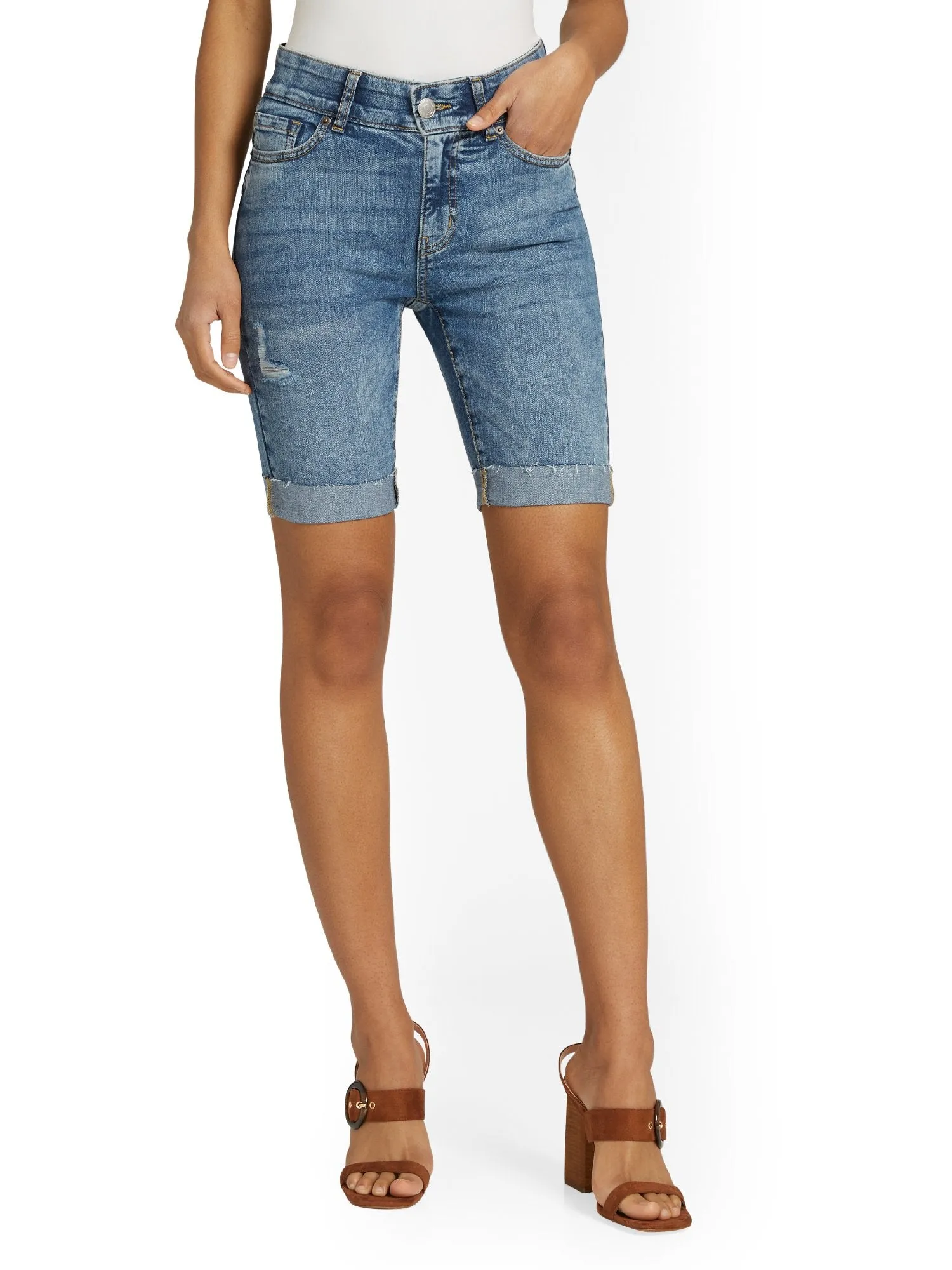 Mya Curvy High-Waisted Sculpting No Gap 9-Inch Short - Medium Blue Wash